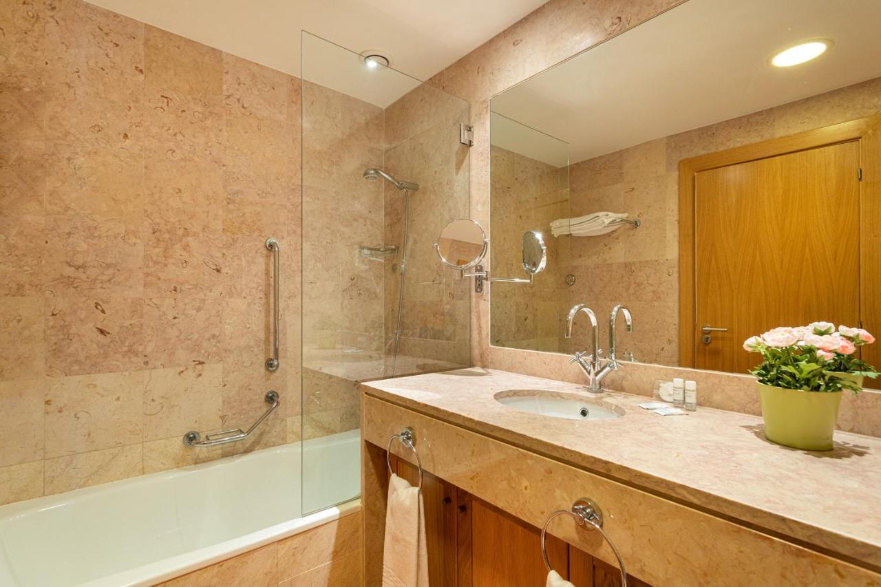 Al - Apartamento Vila Sol F5 E Виламура Экстерьер фото