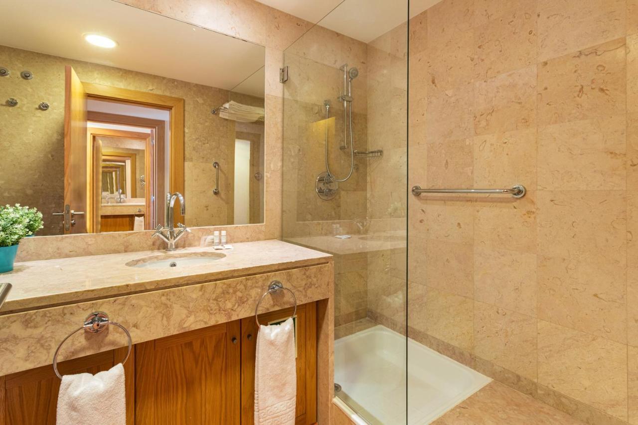 Al - Apartamento Vila Sol F5 E Виламура Экстерьер фото