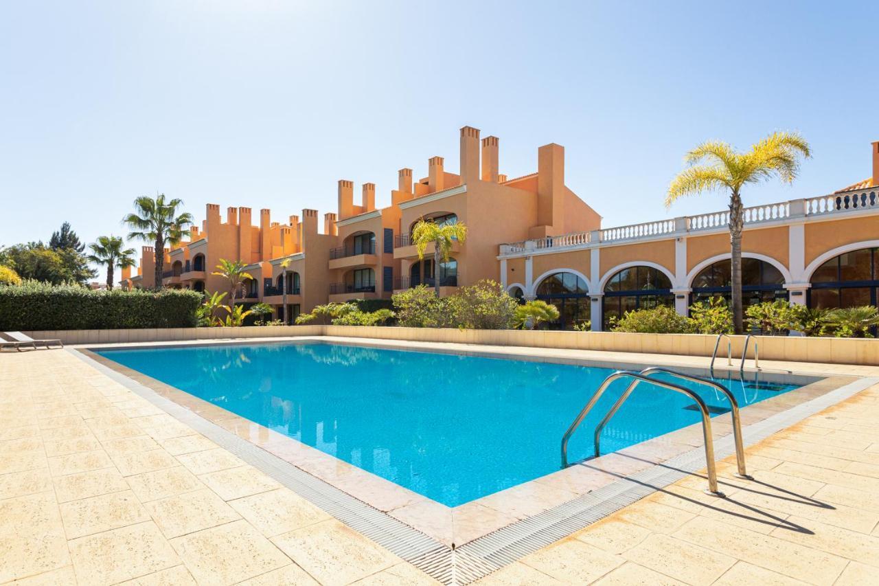 Al - Apartamento Vila Sol F5 E Виламура Экстерьер фото